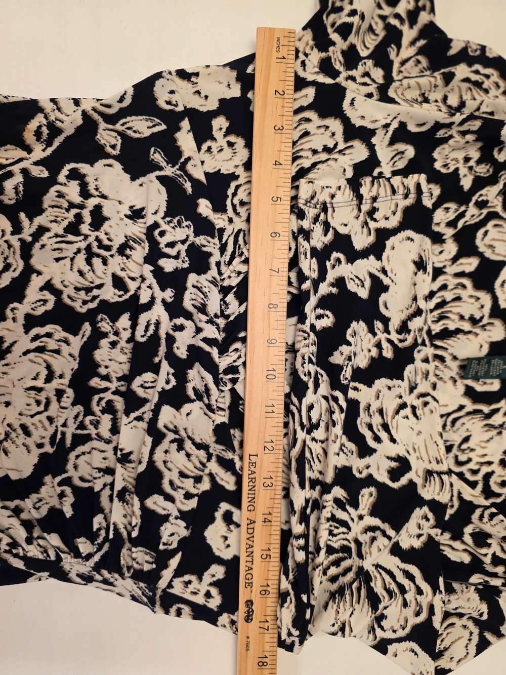 Lauren Ralph Lauren Women's Black & Cream Floral Ruched Jersey Dress ~ Size 6 - Picture 7 of 9